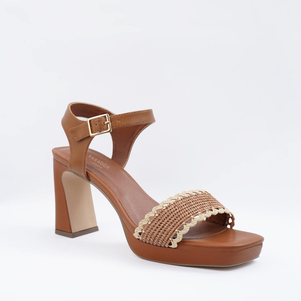 THALIA TAN