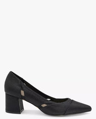 KAIRA BLACK